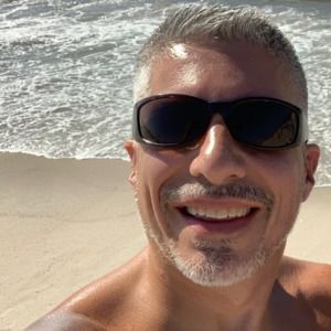 Meet your Posher, Robert m